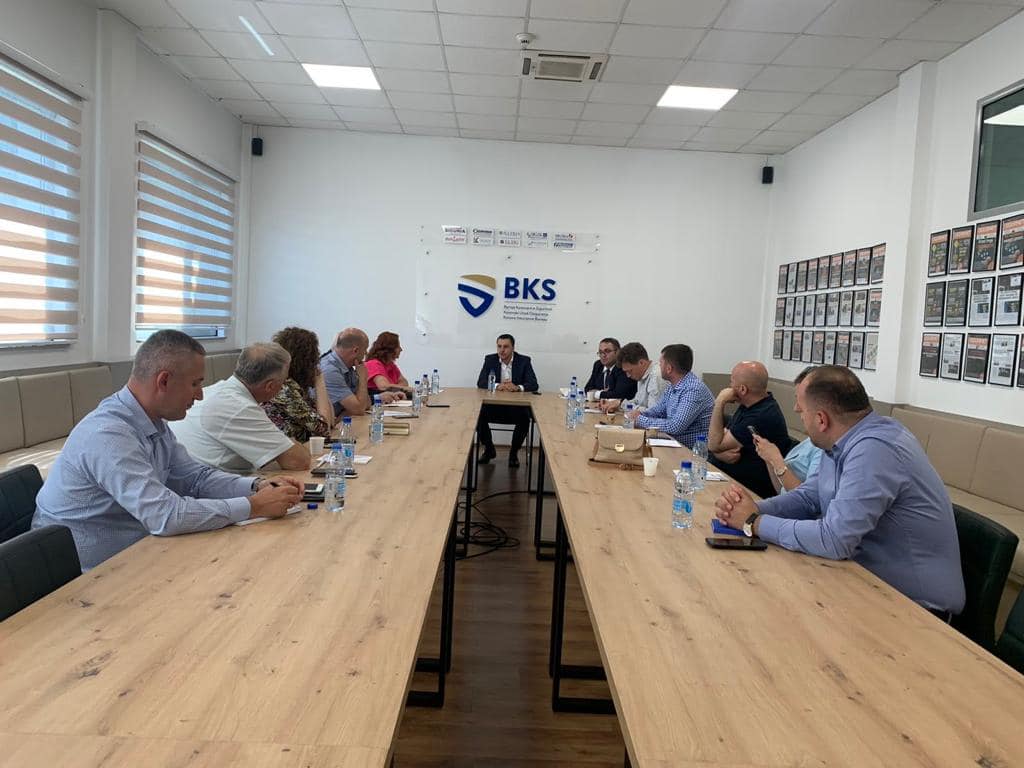 Mbahet takimi i Komitetit të Dëmeve pranë Byrosë Kosovare të Sigurimit